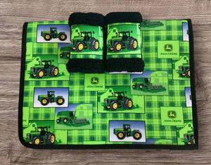 John Deere Saddlecloth Set